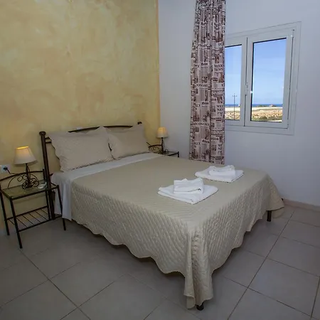 Sandy And Apartahotel 4*