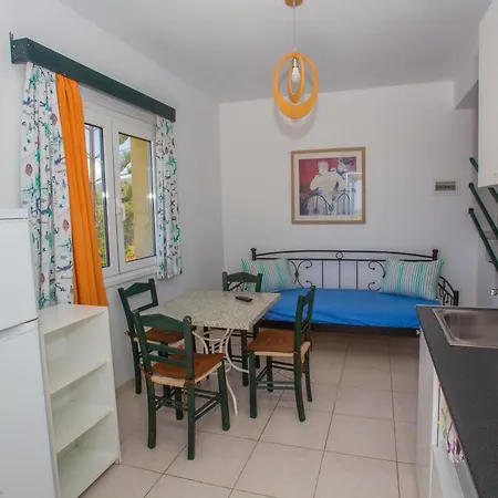 Apartahotel Sandy And Svoronata