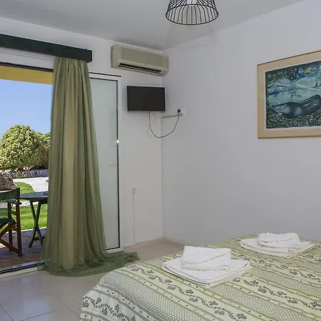 Sandy And Apartahotel 4*