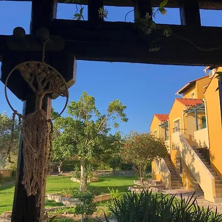 Sandy And Apartahotel Svoronata