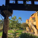 Sandy And Lejlighedshotel Svoronata