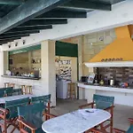 Apartmanhotel Sandy And 4*